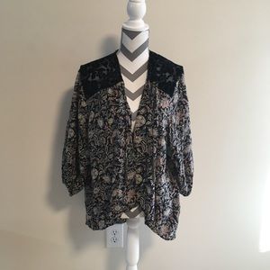 Abercrombie & Fitch Floral Kimono Velvet Shoulder
